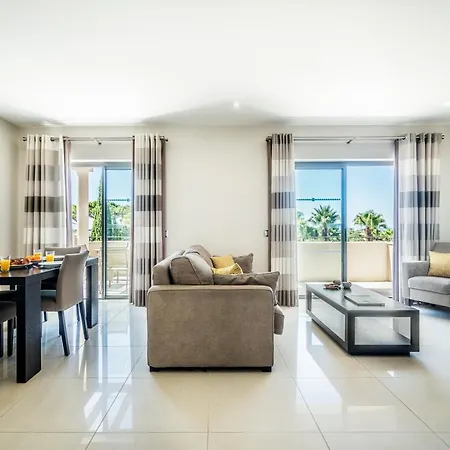 Pine Hill With Pool By Homing * וילהמורה